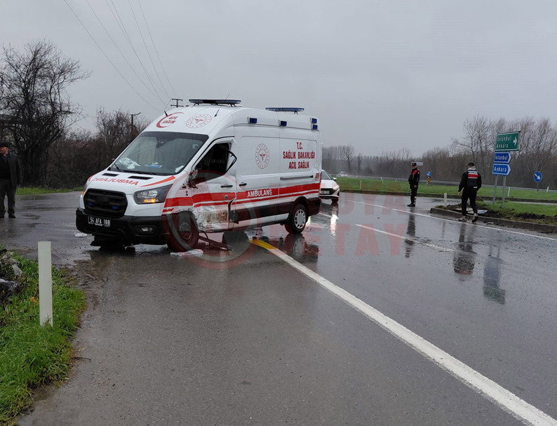 Ambulansla Isci Servisi Carpisti6