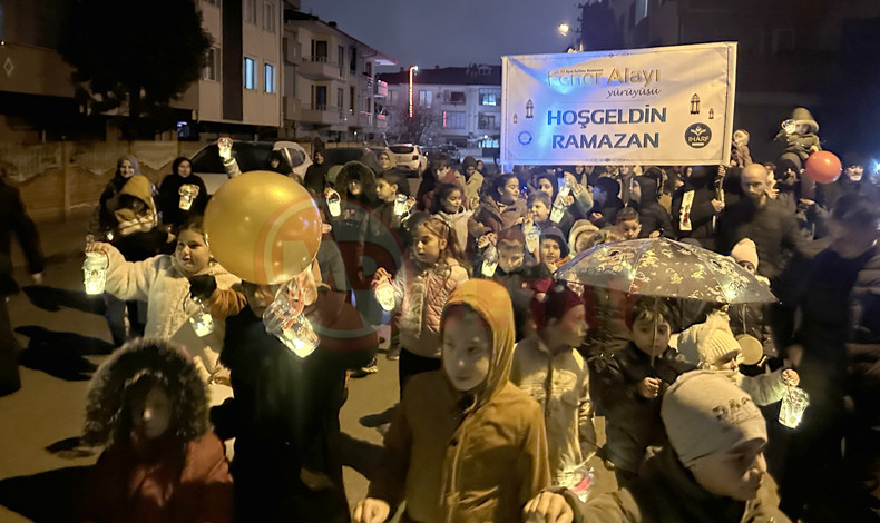 Cocuklarin Ilk Teravih Heyecani1