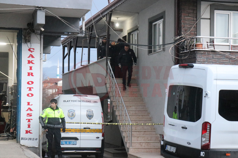 Emekli Polis Dehset Sacti6