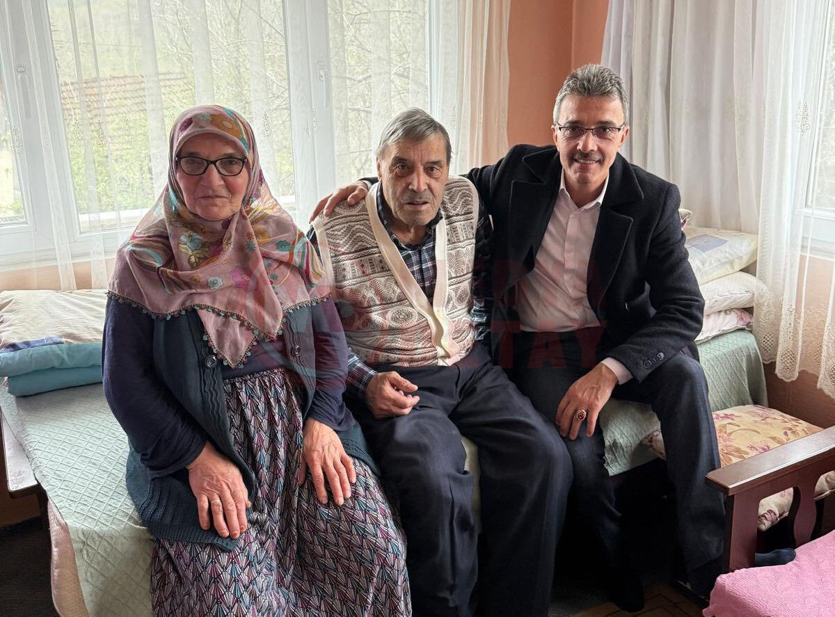 Erenler’de Ramazan Gönül Köprüleri̇ Güçleni̇yor (3)