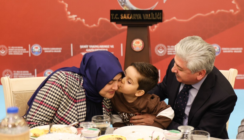 Sehit Gazilerle Iftar2