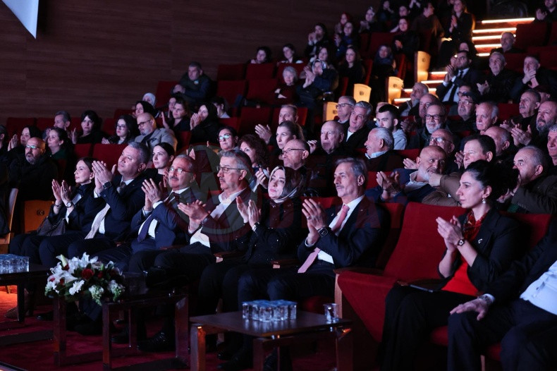 Serdivan Belediyesi Muhtesem Gece (8)