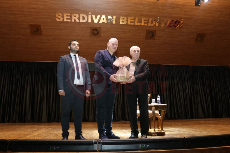 Serdivan Da Ramazan Programlarina Nurullah Genc Damgasi (1)