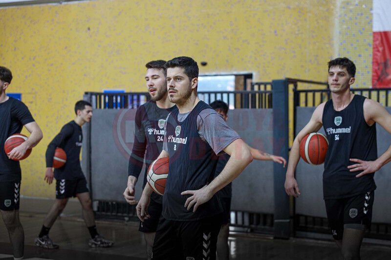 Basketbol Play Off222