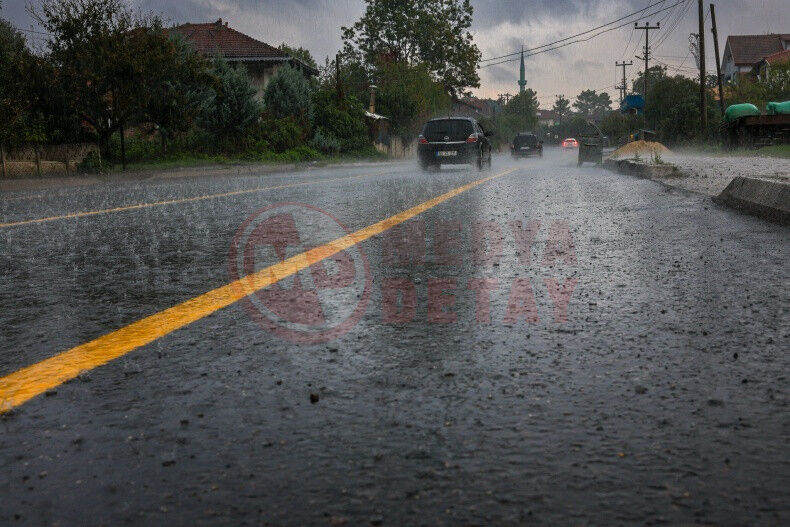 Kuvvetli Yagis Guclu Altyapi Sistemi (3)