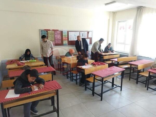 660871712 18075795944448432 7583962832832658262 N