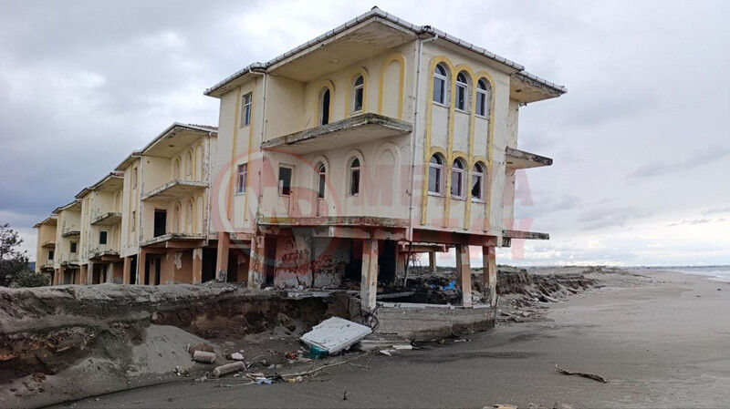 Karasuda Korkutan Manzara5