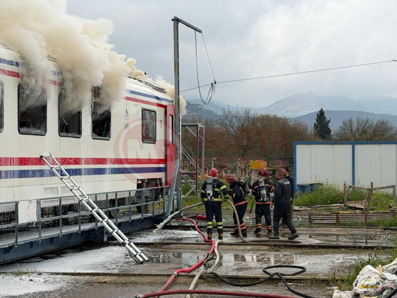 Yeni Uretilen Vagon Alevlere Teslim Oldu