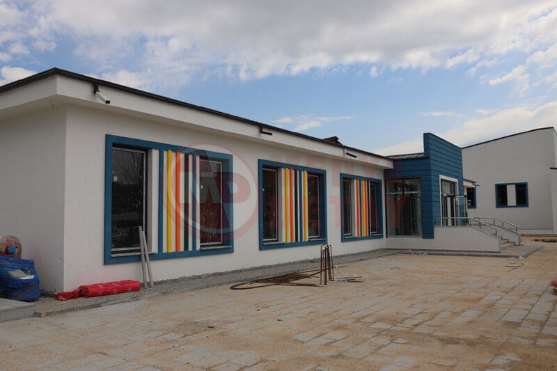 Yuzme Havuzu Genclik Merkezi4