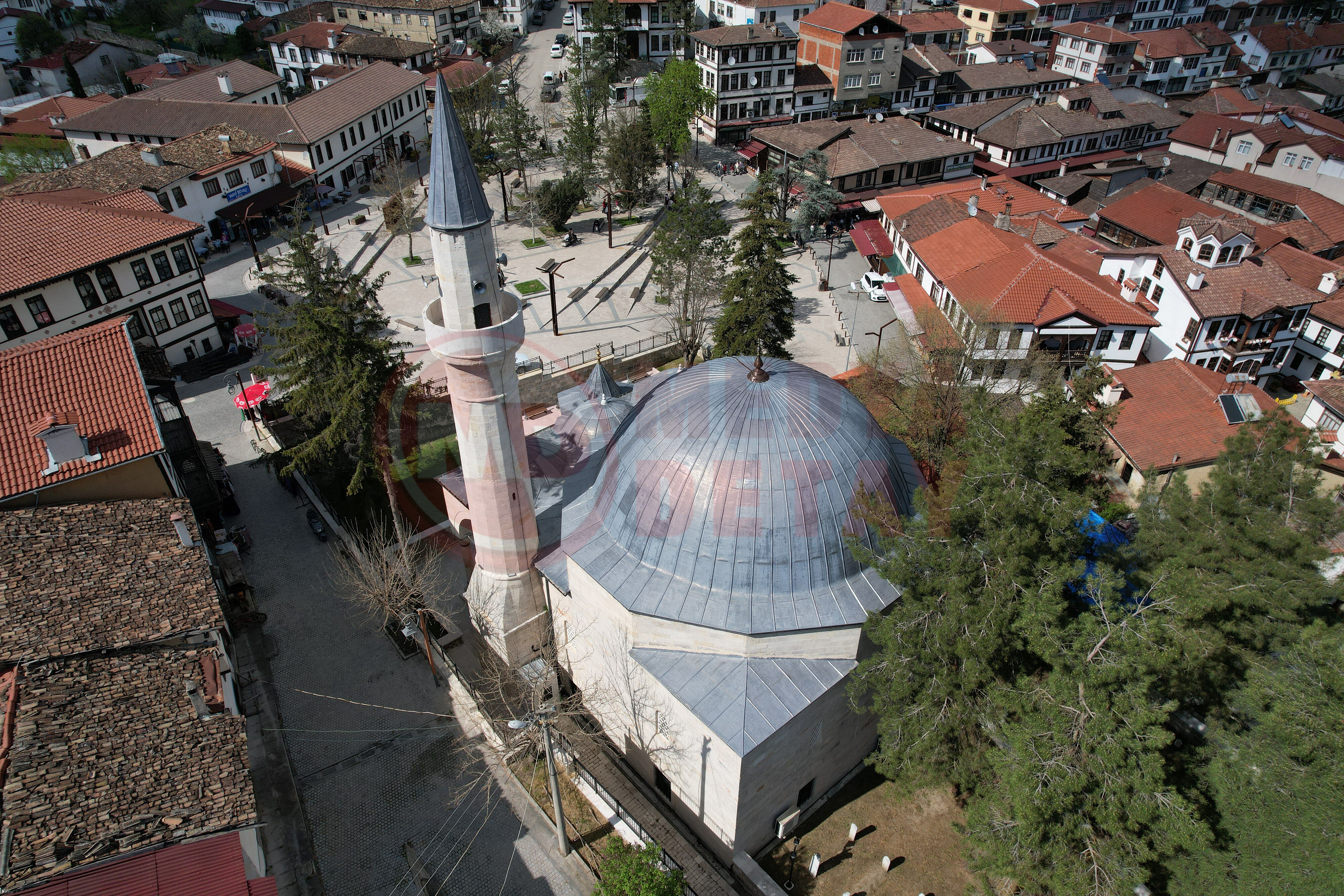 Cami̇ (8)-3