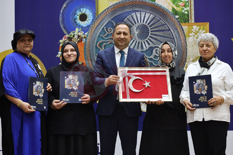 Karasu Samek Sergi6