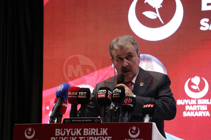 Mustafa Destici Kongre2