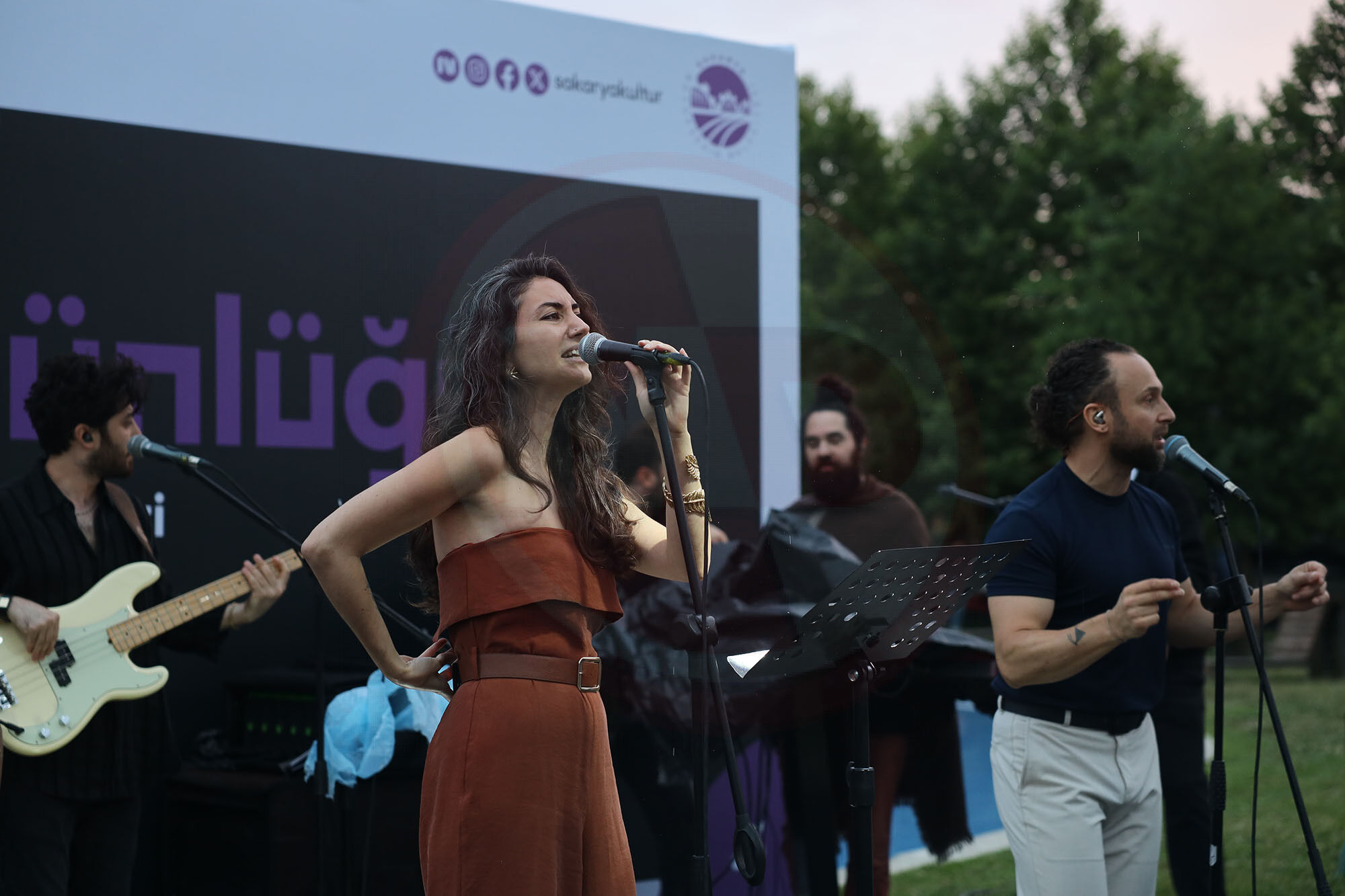 Ezgi̇ (7)