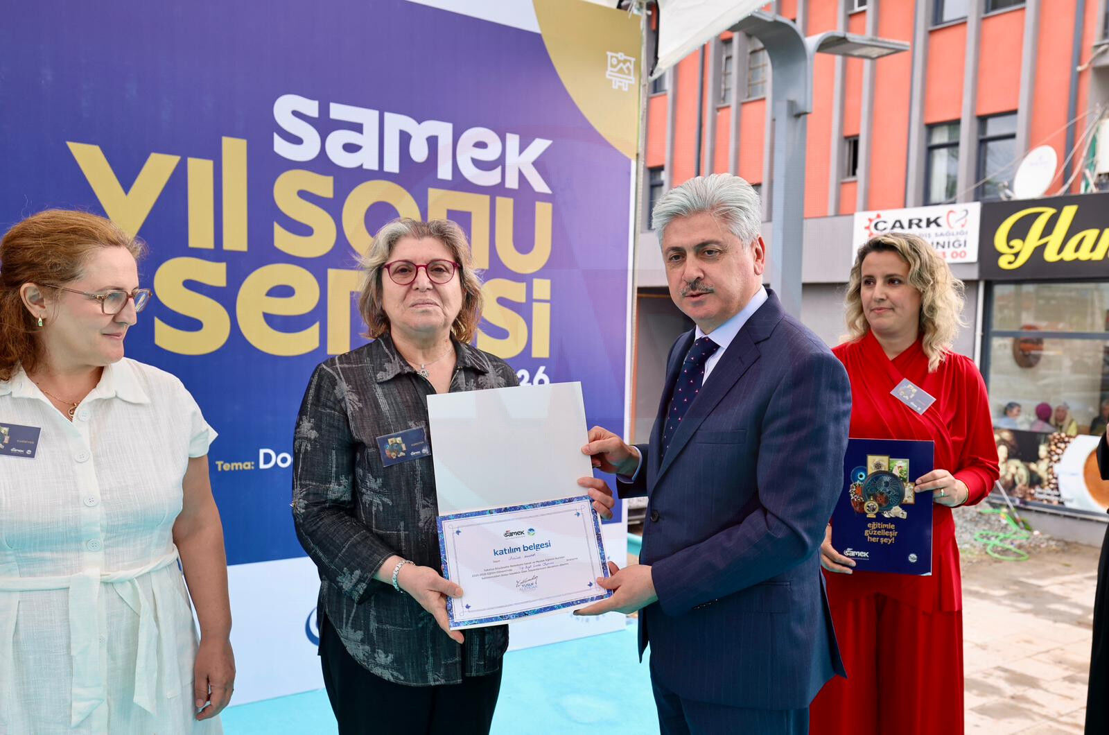 Samek (5)-8