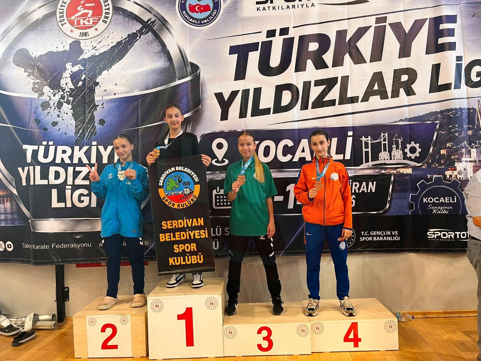 Serdi̇van (9)-8