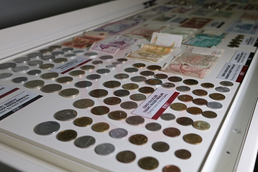 Ti̇caret (9)