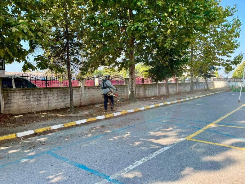 Erenler Belediyesi Okul Temizlik (1)