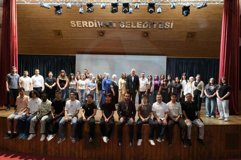 Serdivan Belediyesi Tiyatro Okulu (2)
