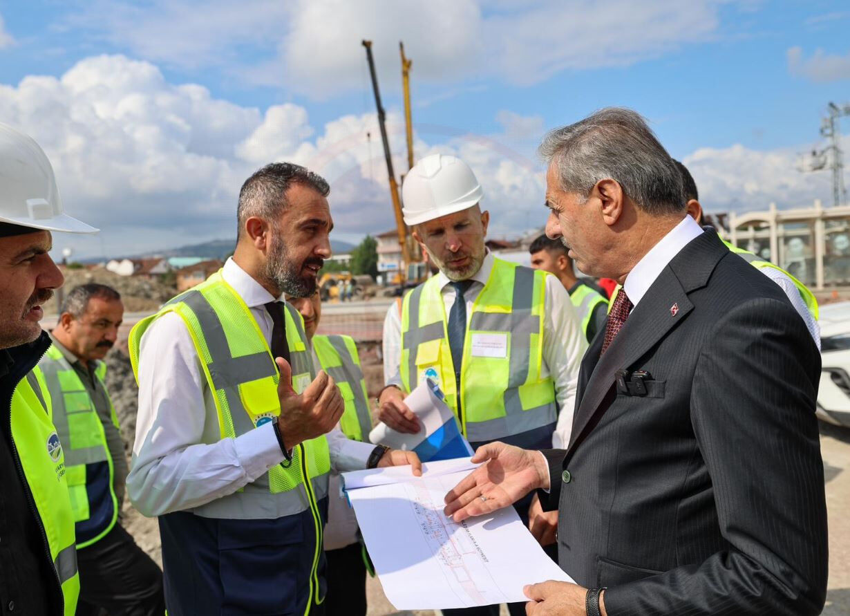 Yeni̇ Yol (4)