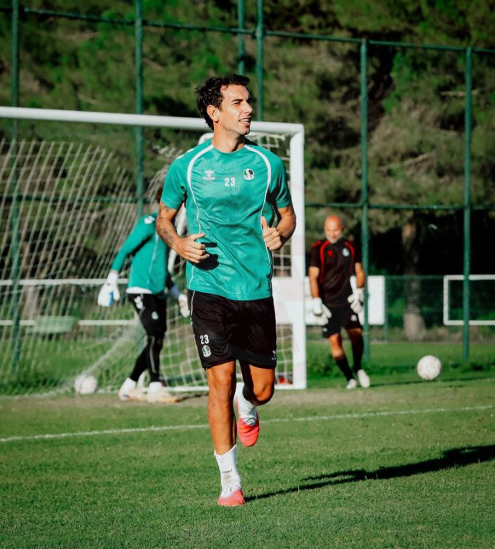 Spor (8)-10