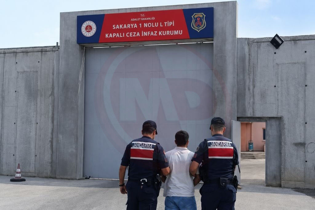 Uyuşturucu (1)-3