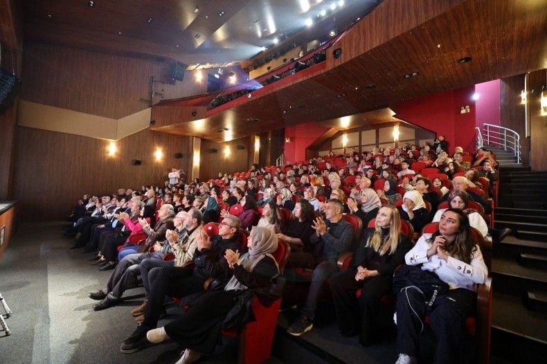 Cigdem Yarkin Sakarya Konseri (3)