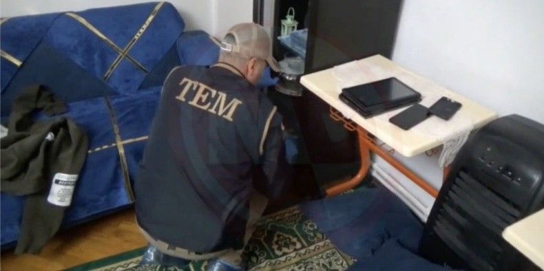 Sakarya Deas Operasyonu 4 Kisi Tutuklandi (1)