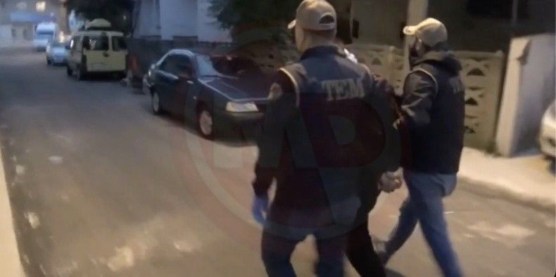 Sakarya Deas Operasyonu 4 Kisi Tutuklandi (3)
