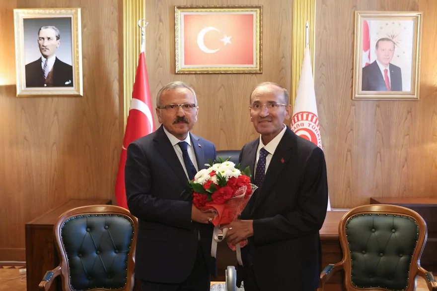 TBMM'de o görevden istifa etmişti.