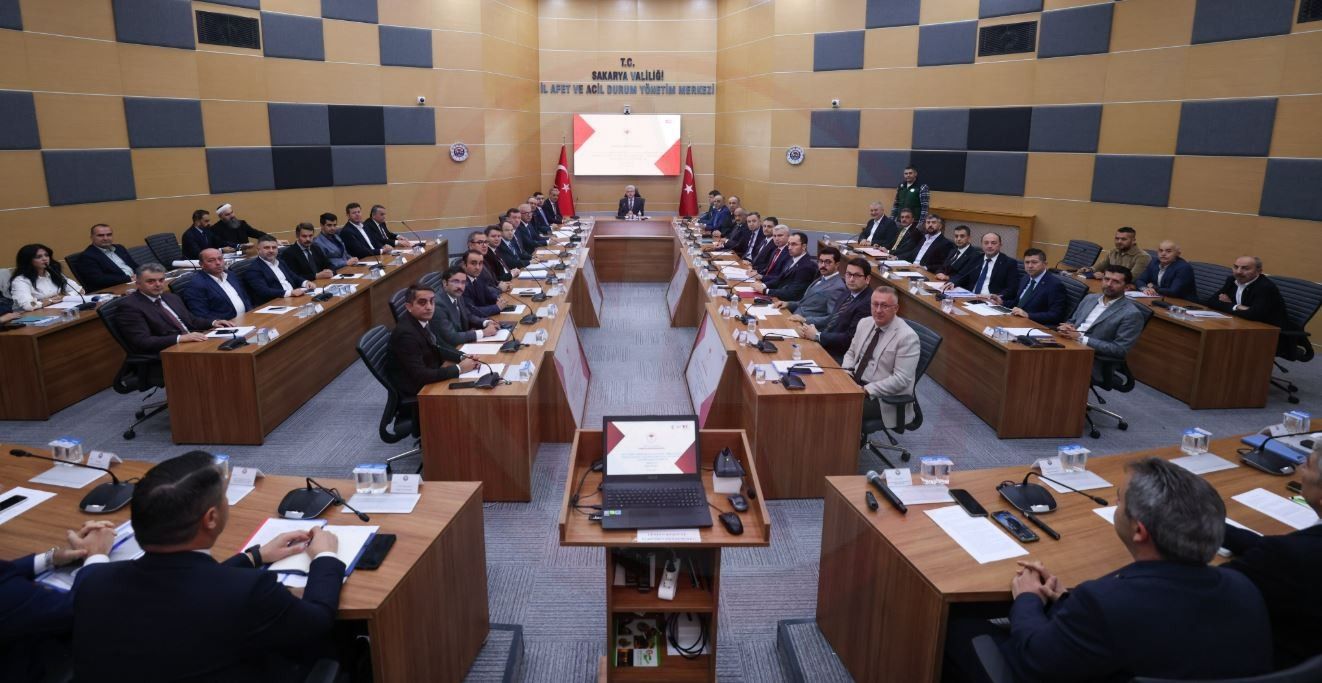 Vali̇ (3)-23